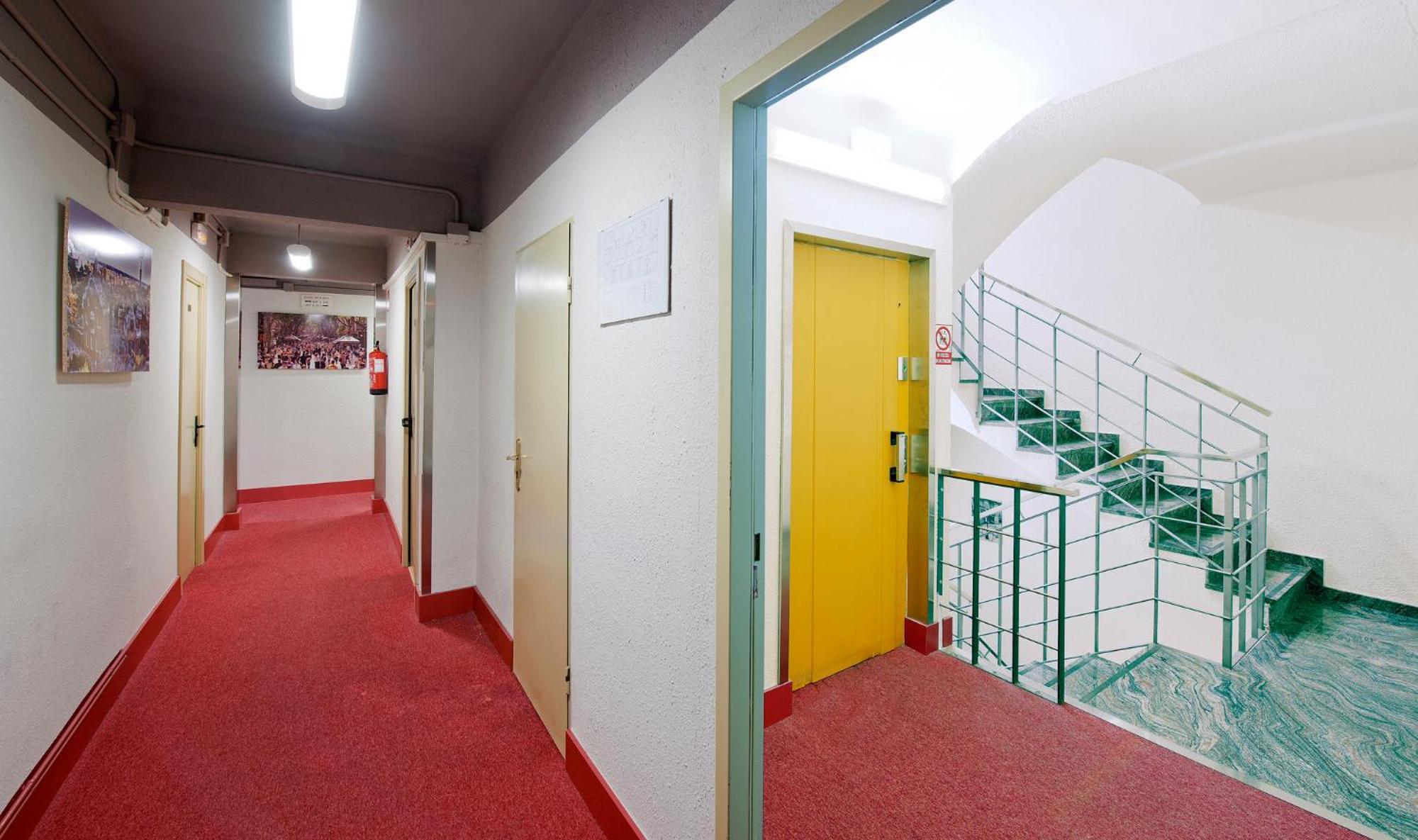 Hostal Barcelona — Fotos 3